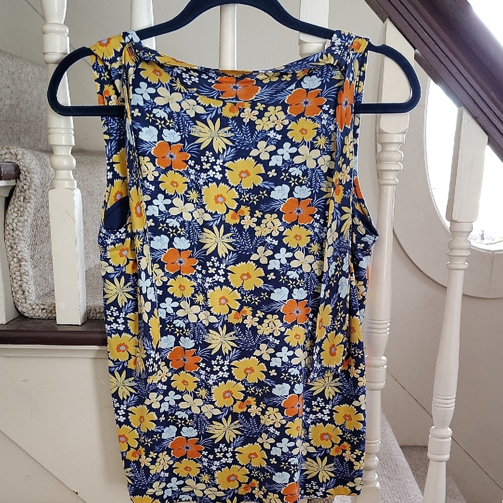 NWT Aventura top, S.